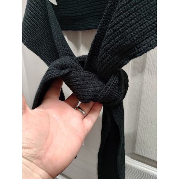 HEYSON NWT Women's Size Medium Black Sweater-Texture Knit Halter Crop Tie Top - Picture 4 of 7